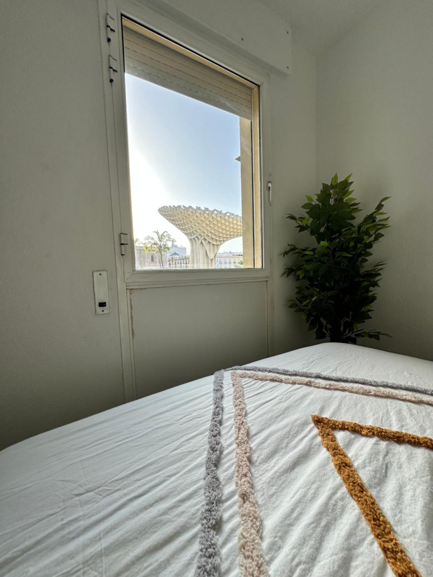 Apartamento Con Vista A Las Setas Sevilla Exteriör bild